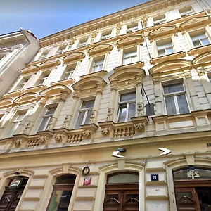 city-center-apartments-prague.praguehotelsweb.com/